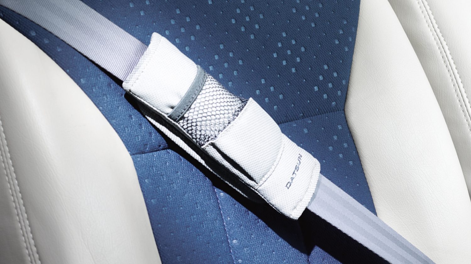 body urban cover mobil GO    Accesories Orisinil Datsun Original Aksesoris Indonesia Datsun