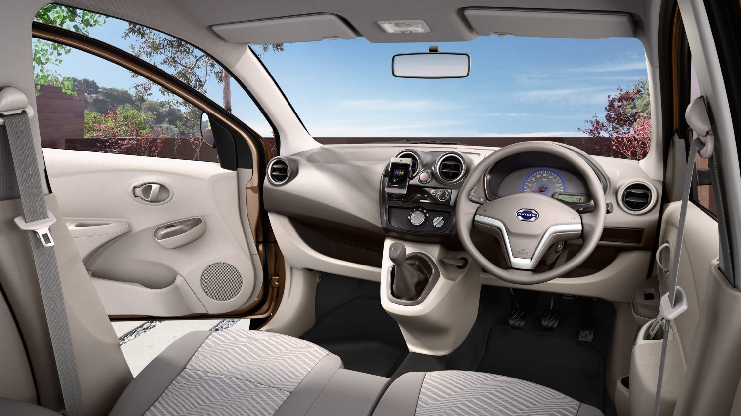  Datsun  GO Mobil  MPV 3 Baris Untuk Keluarga Datsun  Indonesia